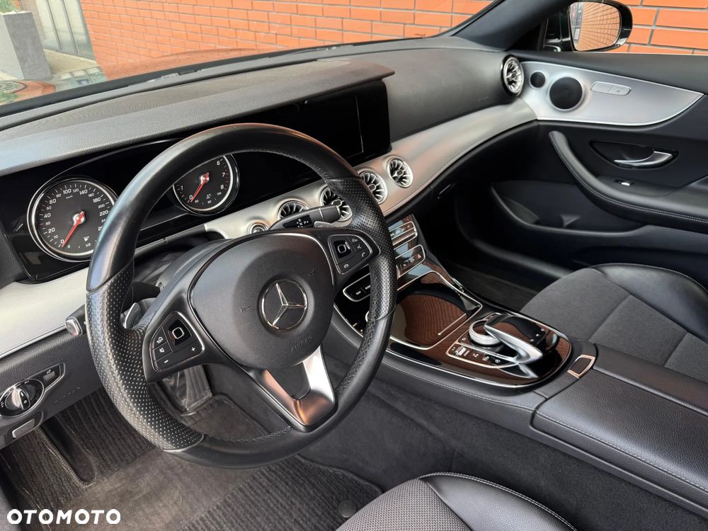 Mercedes-Benz Klasa E 200 9G-TRONIC - 15