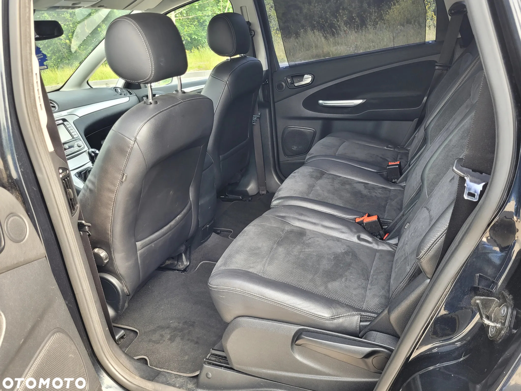 Ford S-Max 2.5 Titanium - 16
