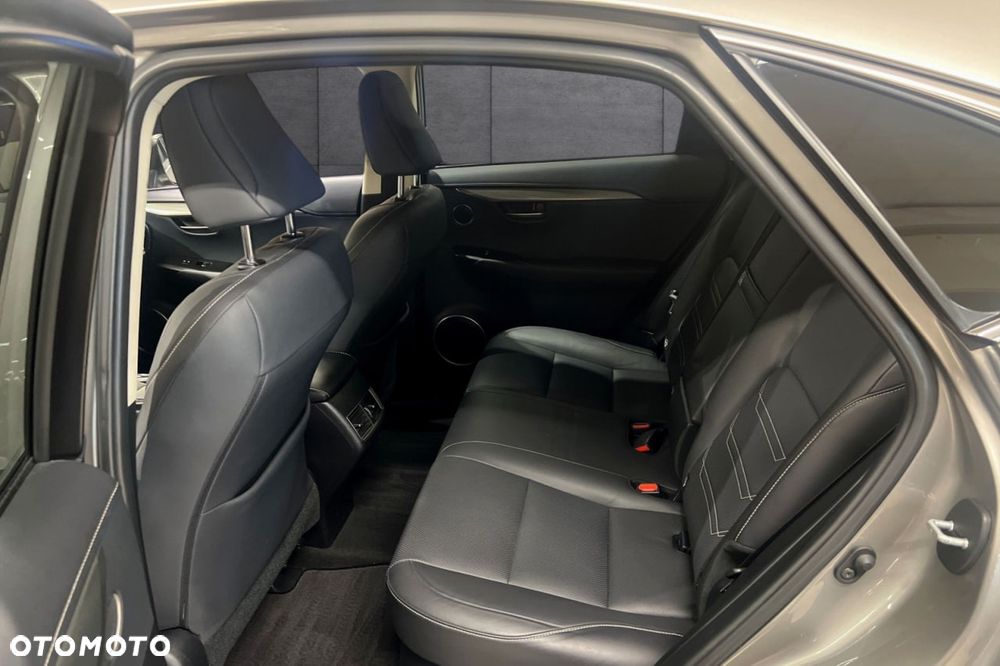 Lexus NX 300h Comfort AWD - 15
