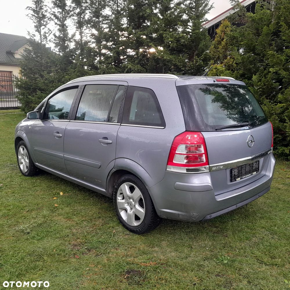 Opel Zafira 1.7 CDTI Cosmo - 3