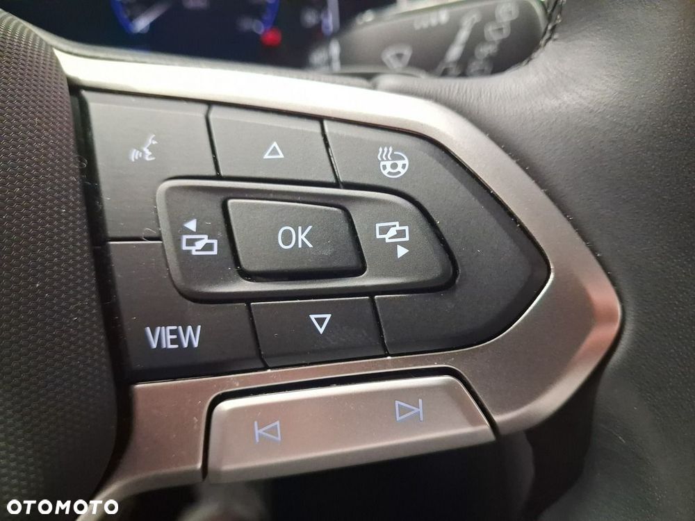 Volkswagen T-Roc - 21