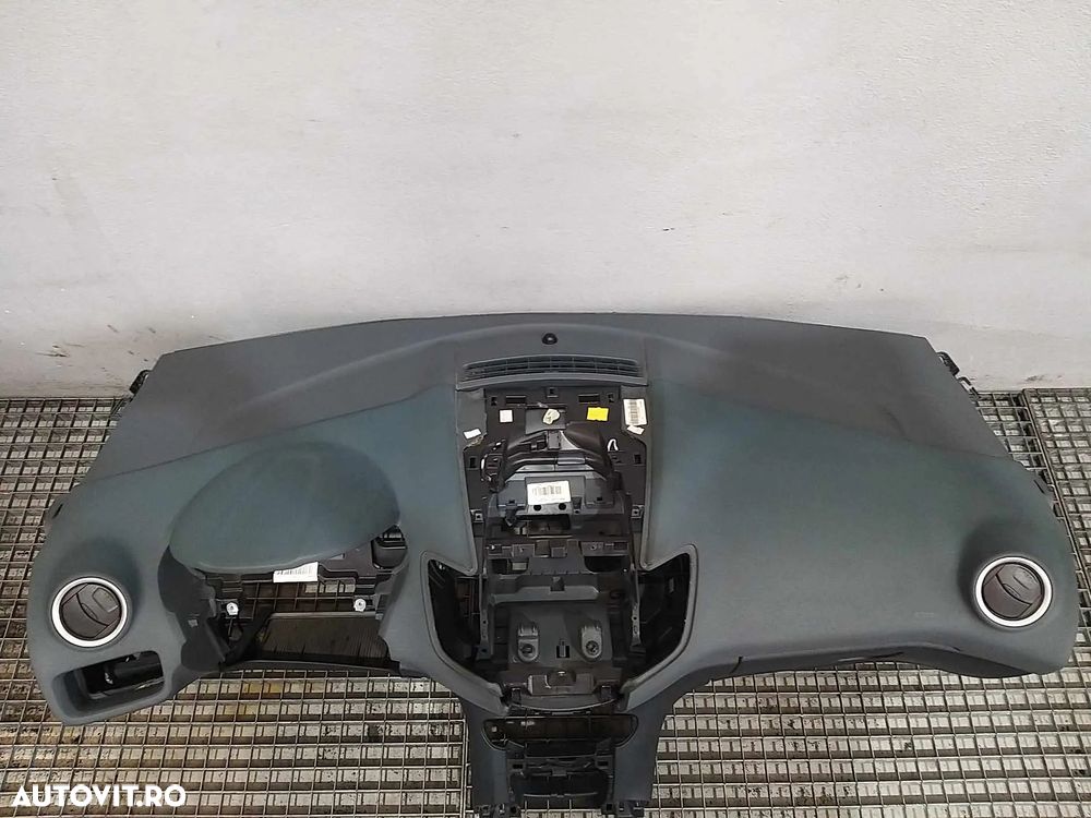 Plansa bord ford fiesta 6 8a61a04304cm1e3k - 3