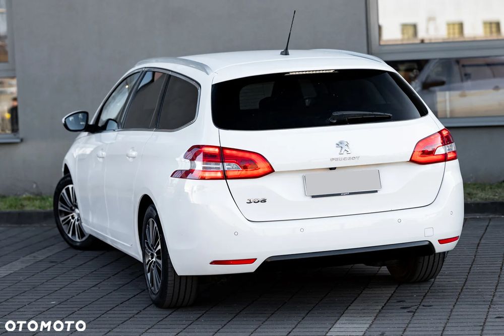 Peugeot 308 PureTech 130 GPF EAT8 Stop & Start Allure - 6