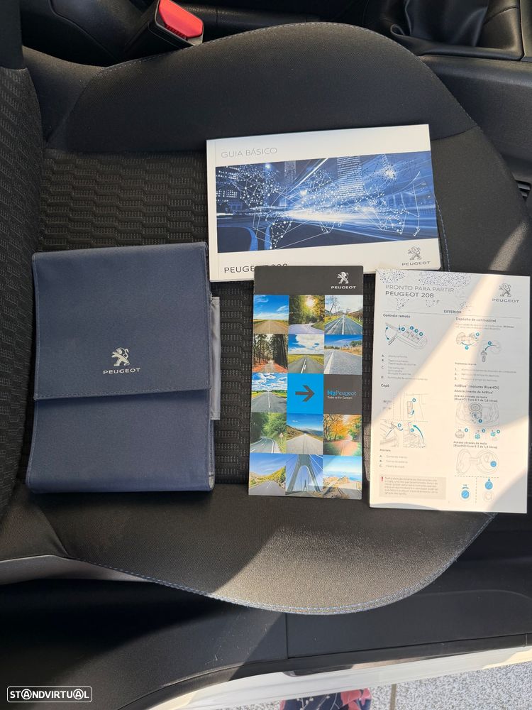 Peugeot 208 1.2 PureTech Style - 17