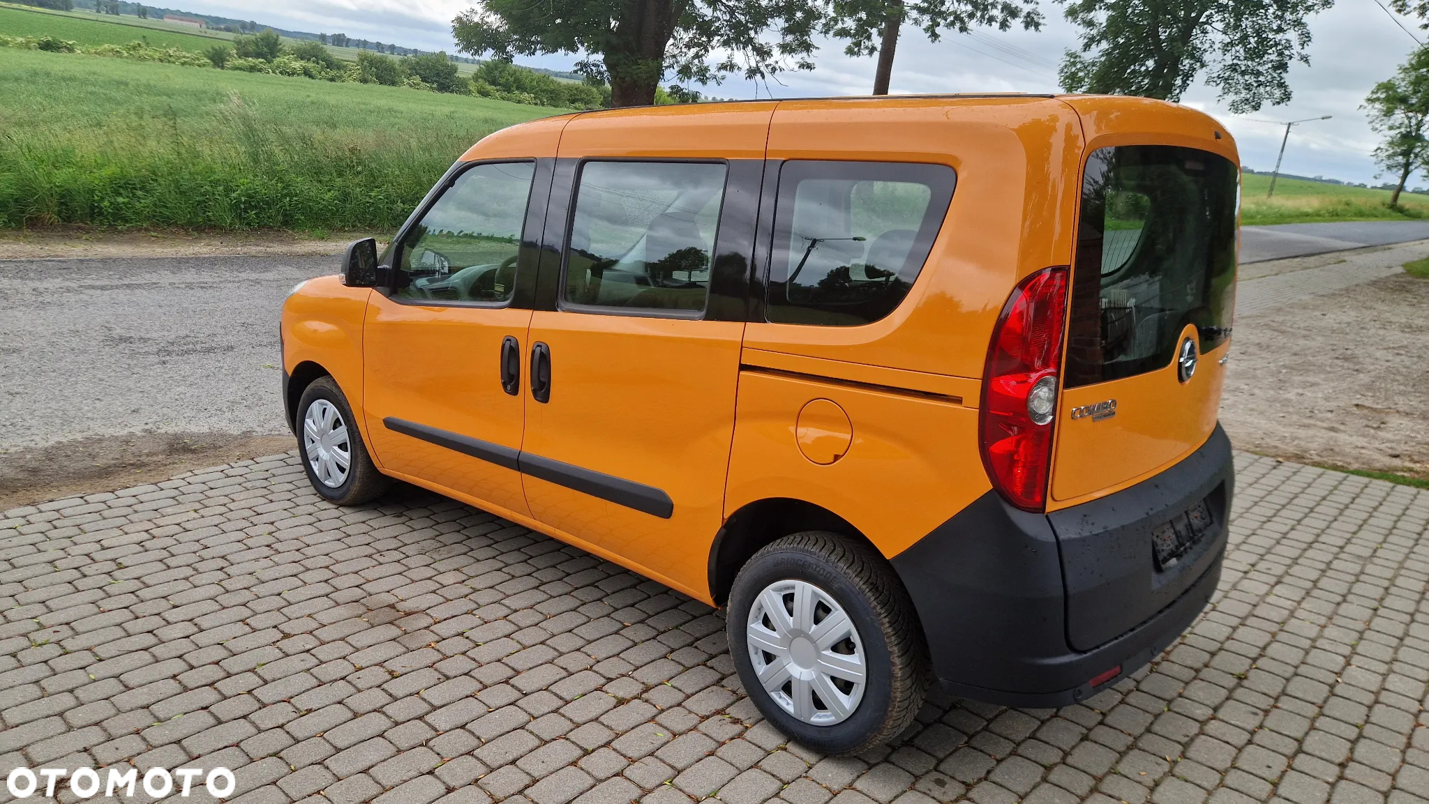 Opel Combo 1.6 CDTI L1H2 Easytronic Selection - 31