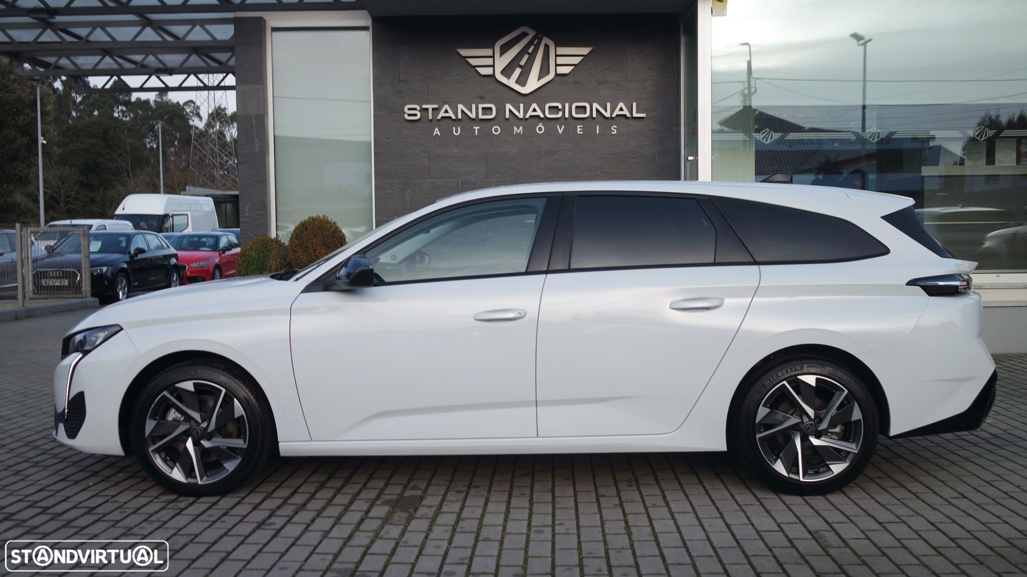 Peugeot 308 SW 1.2 PureTech Allure EAT8 - 5