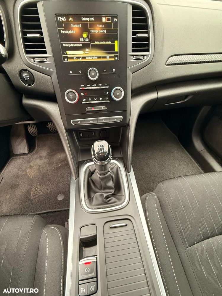 Renault Megane Grandtour TCe 140 GPF LIMITED - 8