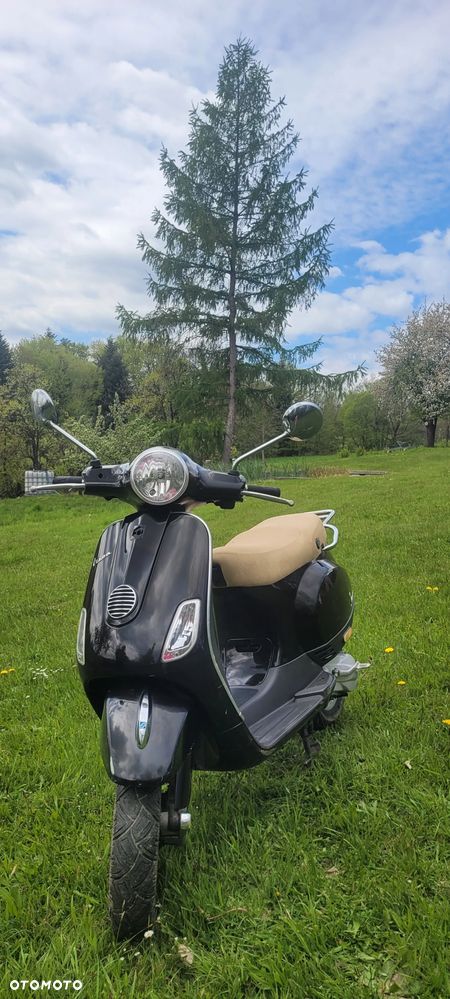 Piaggio Vespa - 1
