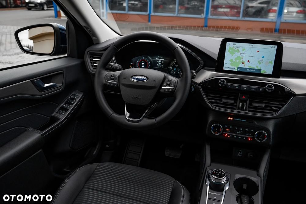 Ford Kuga 2.5 FHEV FWD Titanium X - 26