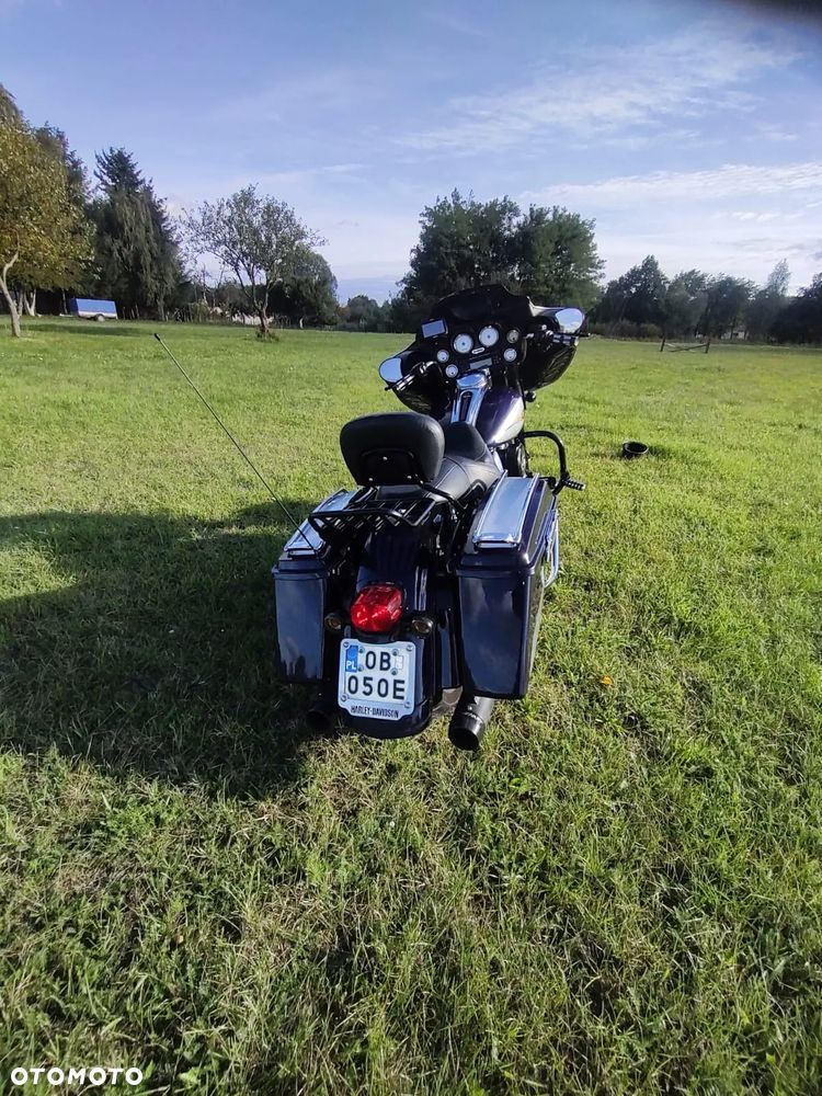 Harley-Davidson FLH Electra Glide - 13