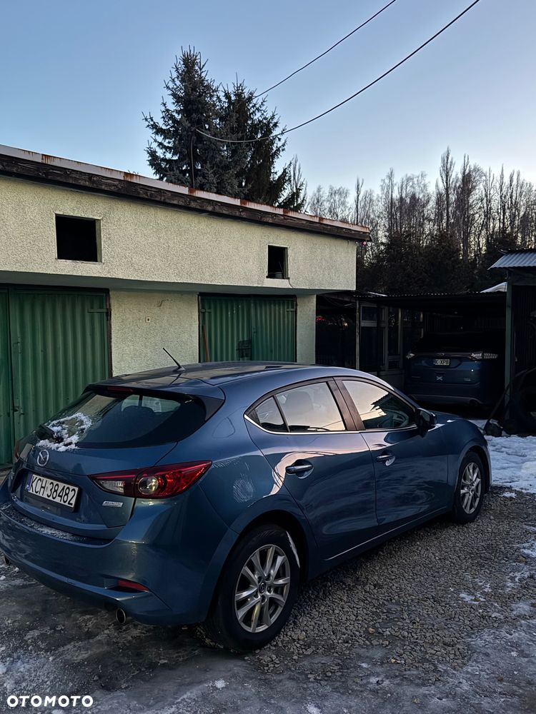 Mazda 3 - 5