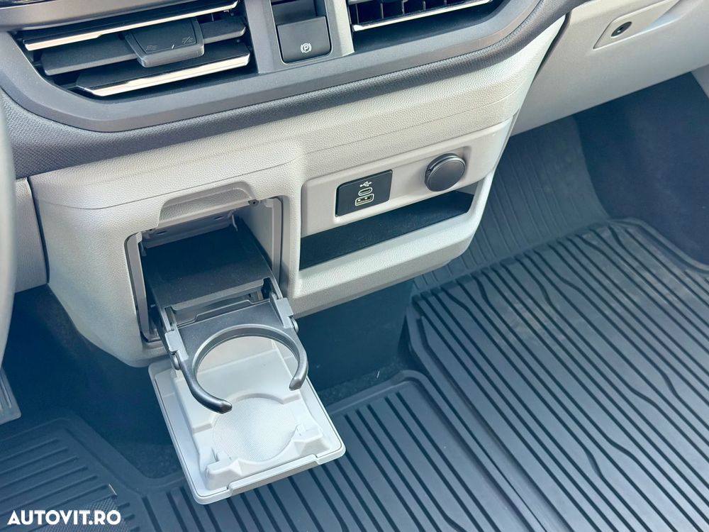 Ford Tourneo - 31