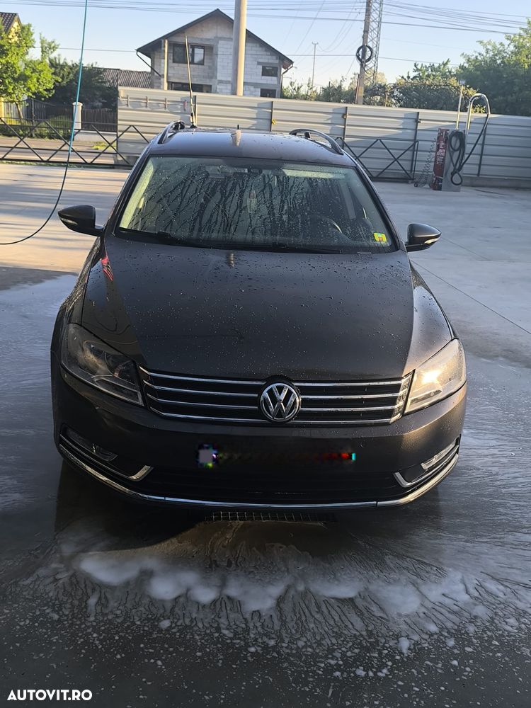 Volkswagen Passat 1.6 TDI BlueMotion - 1