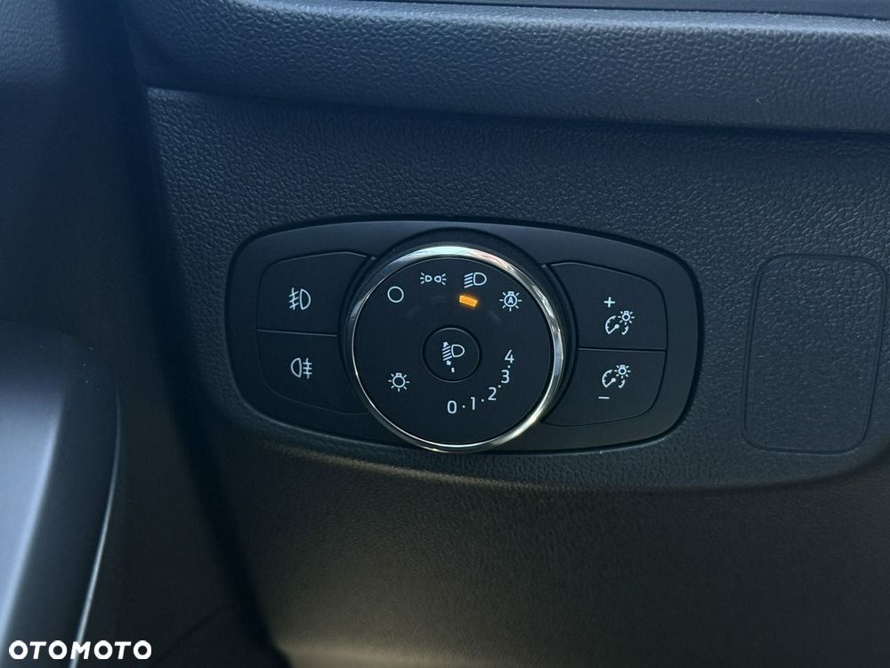 Ford Focus 1.0 EcoBoost Hybrid TITANIUM STYLE - 29