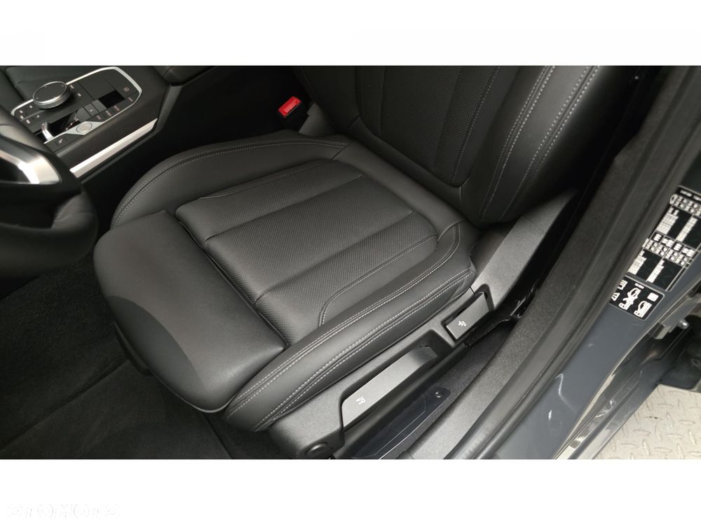 BMW Seria 3 - 19