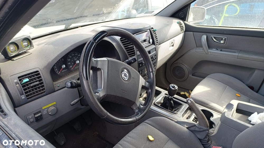 36052 Kia Sorento I model od 02-07 silnik 2.4 G4JS skrzynia GU04G lakier AW - 9