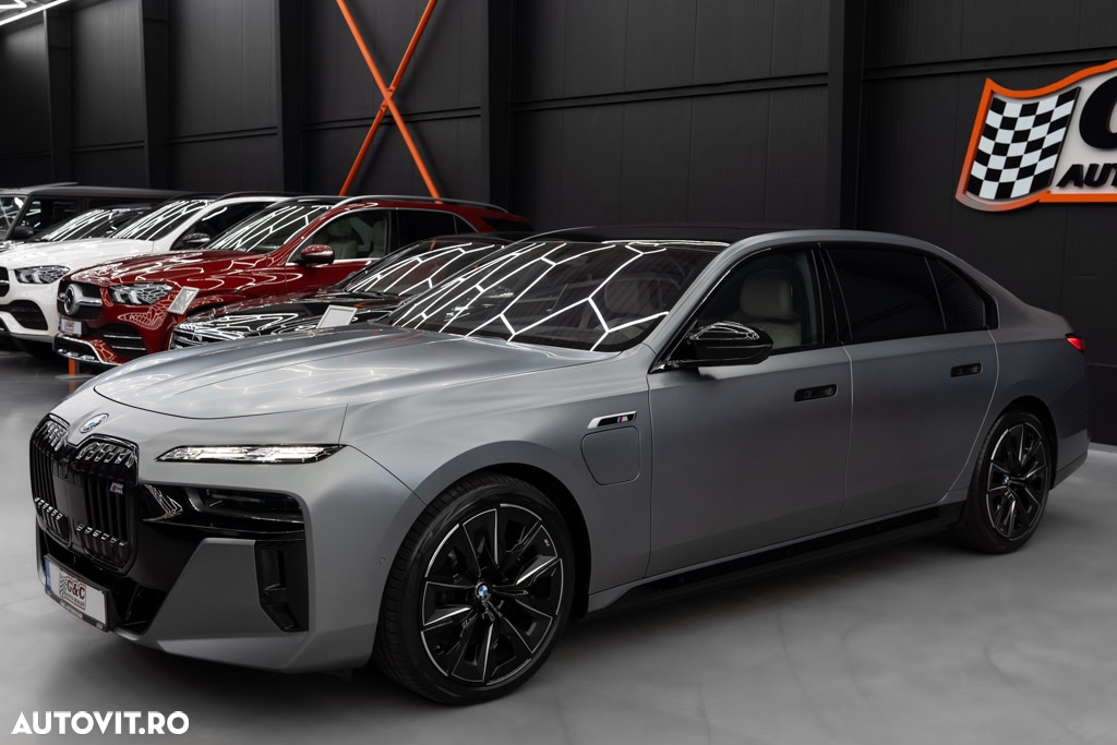 BMW M7 M760e xDrive AT PHEV - 25