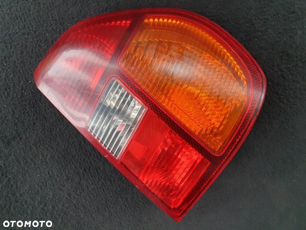 RENAULT THALIA I LAMPA PRAWY TYŁ PRAWA TYLNA WTYCZKA INSTALACJA VALEO POSIADAM 2SZT - 2