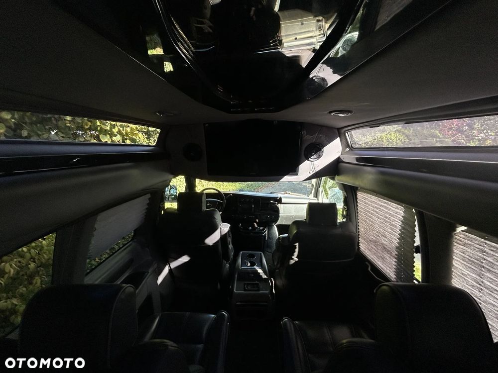 Chevrolet Express - 22