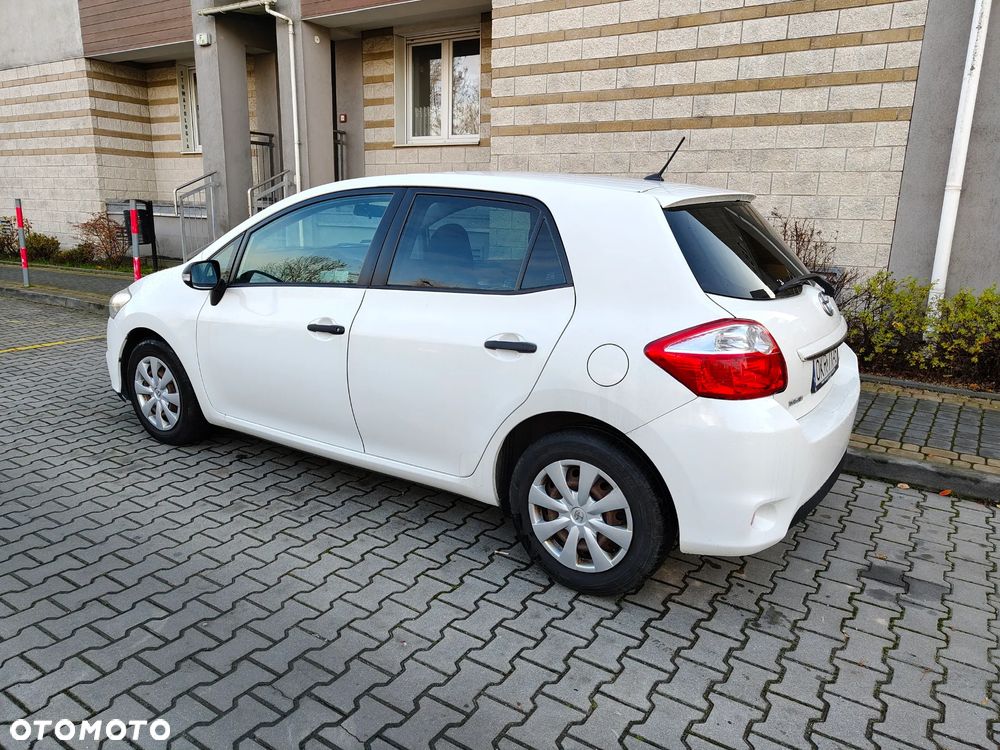 Toyota Auris 1.33 VVT-i Active - 3