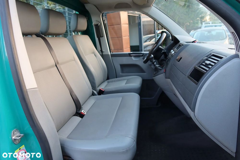 Volkswagen Transporter - 14