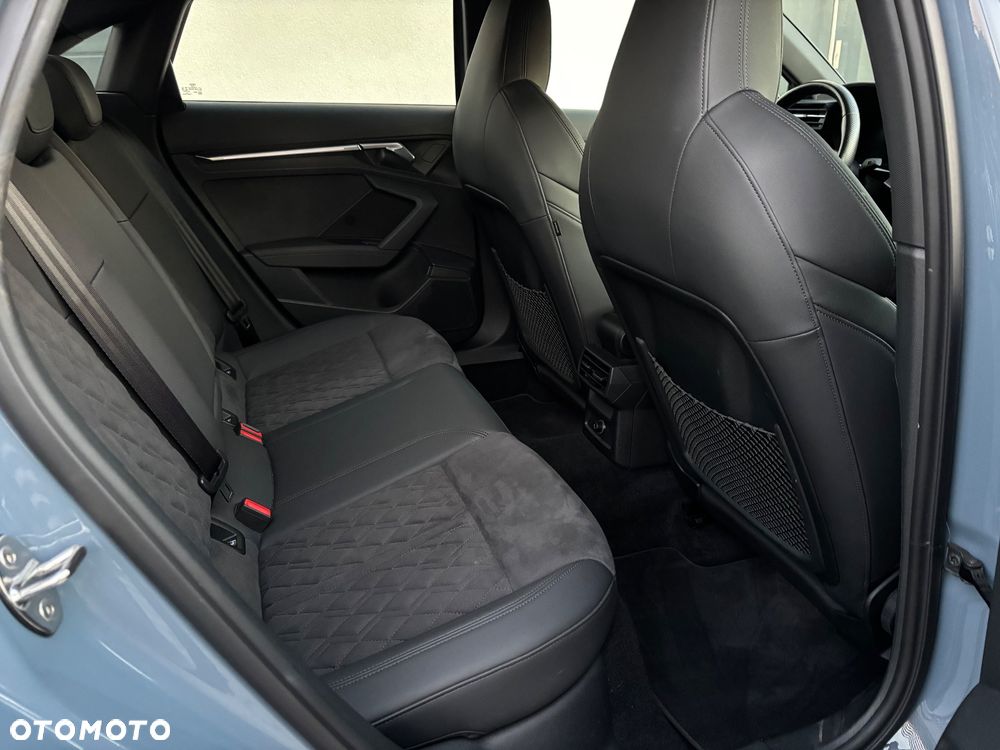 Audi RS3 Limousine - 36