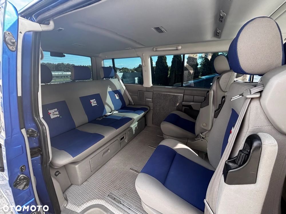 Volkswagen Multivan Standard - 20