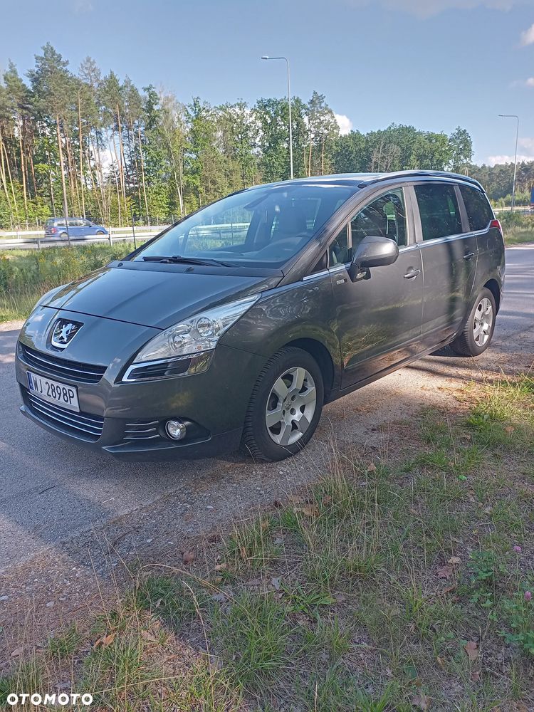 Peugeot 5008 1.6 Trendy - 1