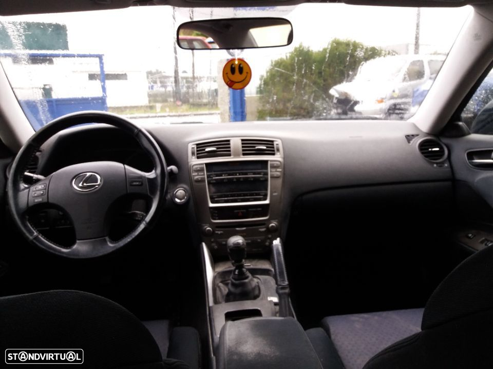 Lexus IS 220 às peças ano 2005/2010 - 3