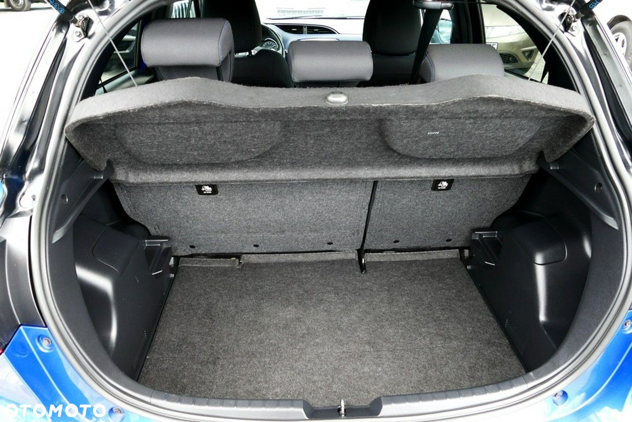 Toyota Yaris - 29
