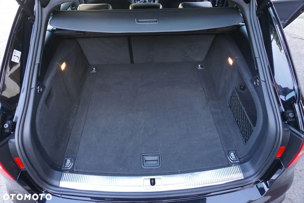 Audi A4 Avant 2.0 TDI DPF clean diesel S line Sportpaket - 39