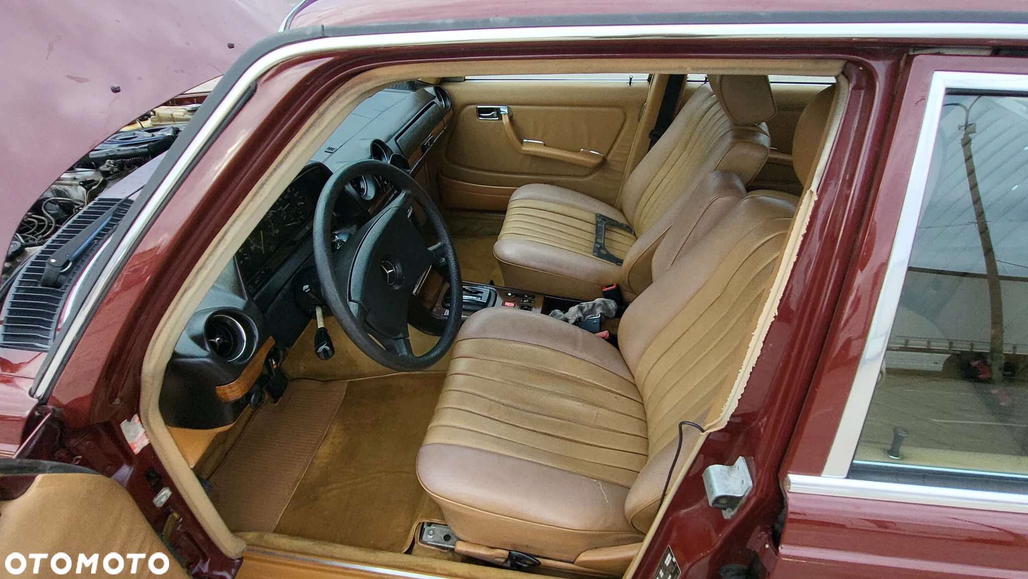 Mercedes-Benz W123 - 14