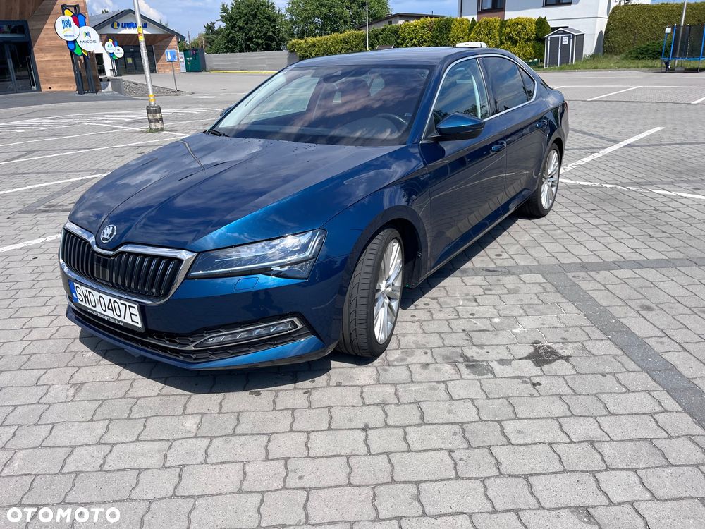 Skoda Superb 2.0 TDI DSG Premium Edition - 2