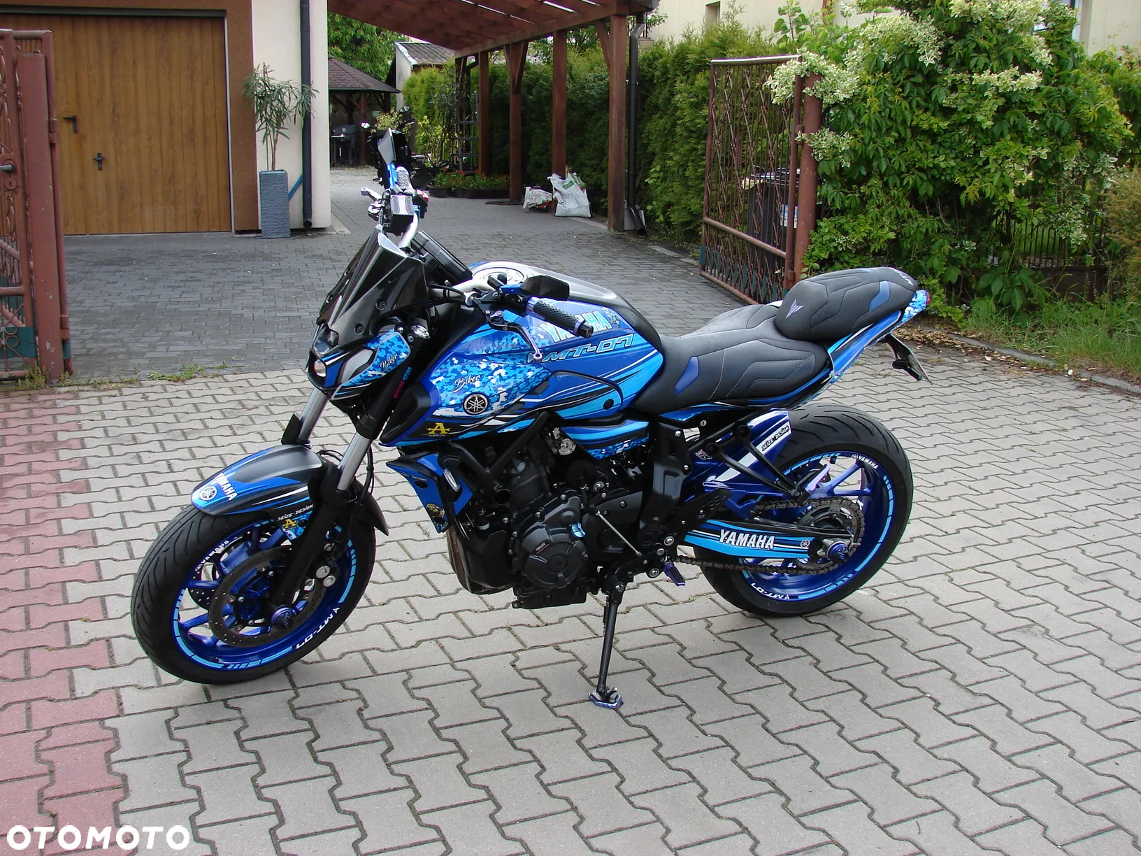 Yamaha MT - 28
