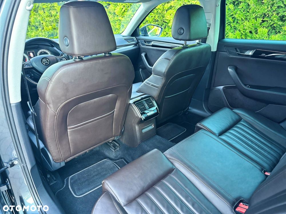 Skoda Superb 2.0 TDI L&K DSG - 22