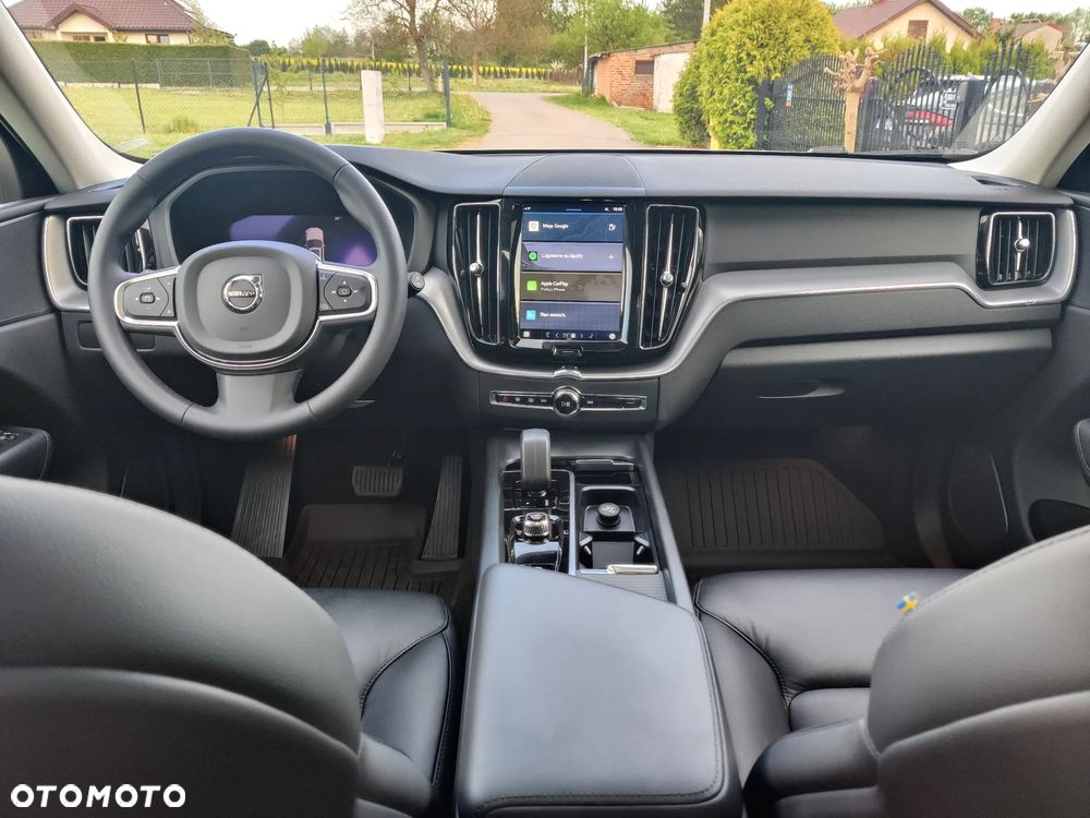 Volvo XC 60 B5 B AWD Core - 11