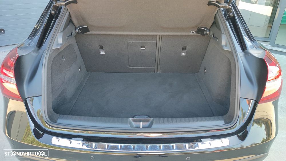 Mercedes-Benz GLA 180 d Urban - 24