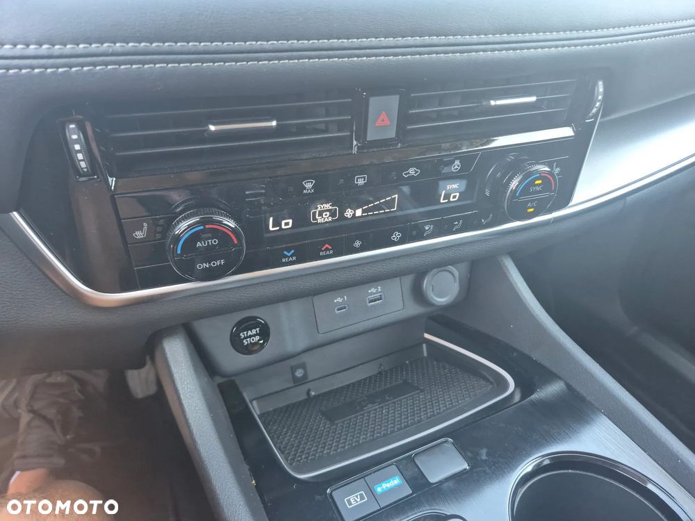 Nissan X-Trail - 38