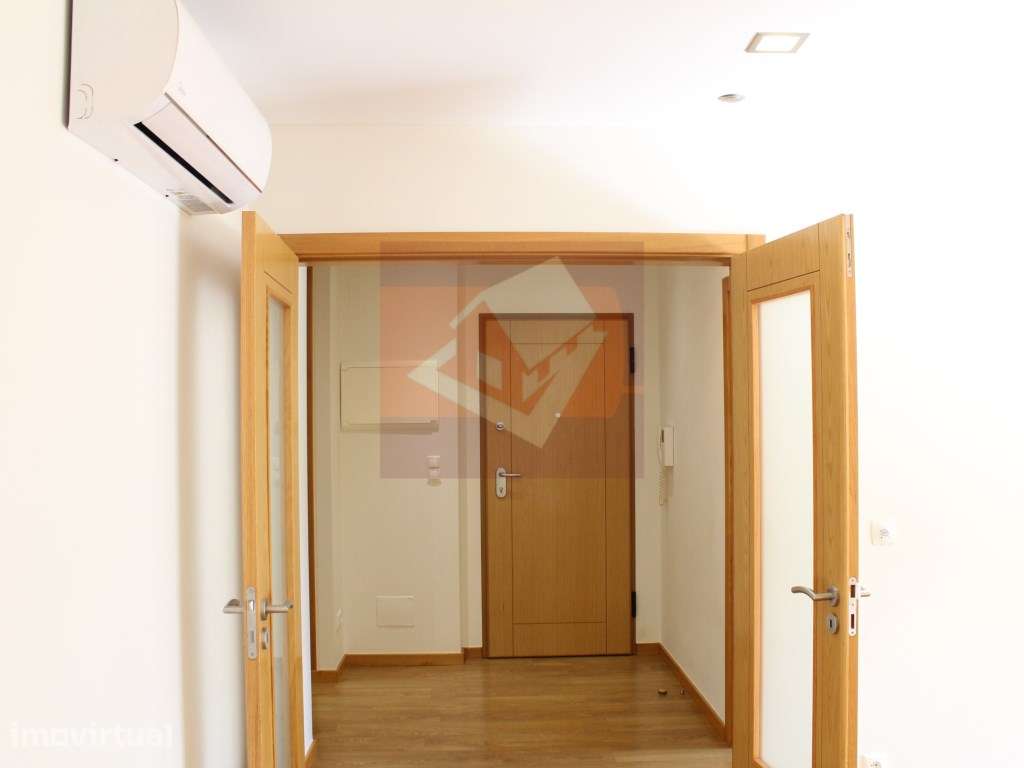Apartamento T3 com garagem para arrendamento nas Colinas do Cruzeir... - Grande imagem: 3/31