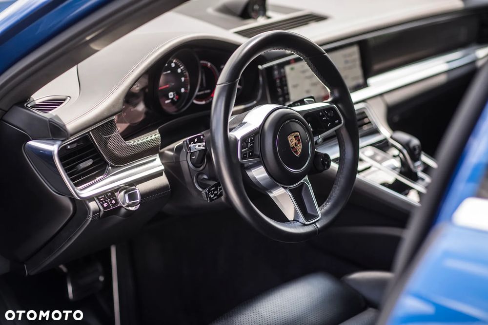 Porsche Panamera 4S - 20