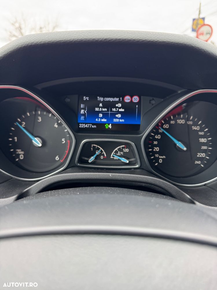 Ford Focus 1.5 TDCi Titanium - 14