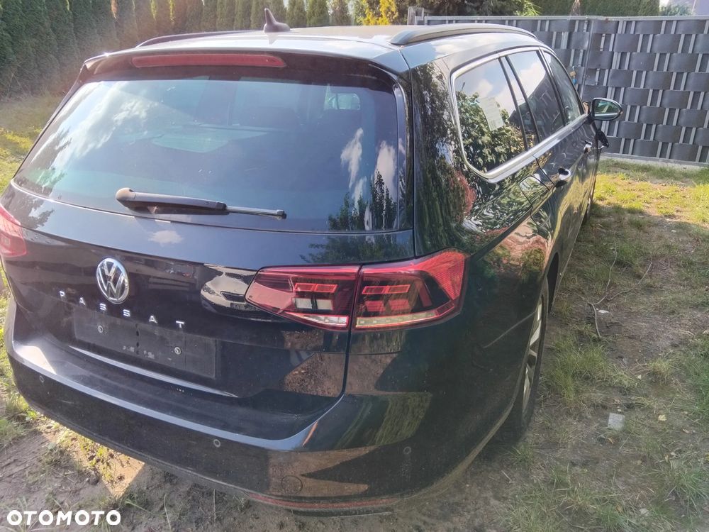 Volkswagen Passat 2.0 TDI BMT Comfortline DSG - 4