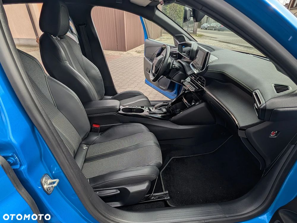 Peugeot 208 PureTech 110 Stop & Start EAT6 Signature - 28