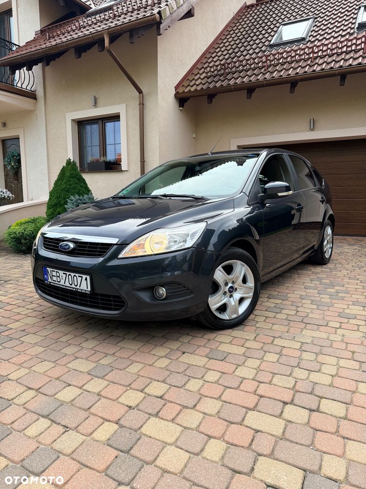 Ford Focus 1.6 16V Trend - 1