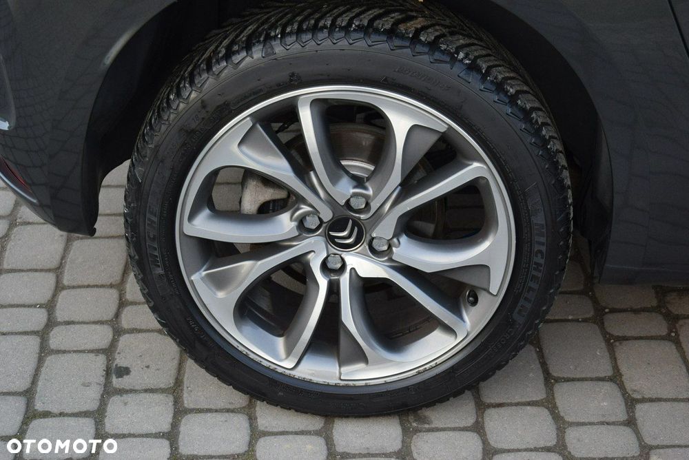 Citroën DS4 1.6 THP SoChic - 12