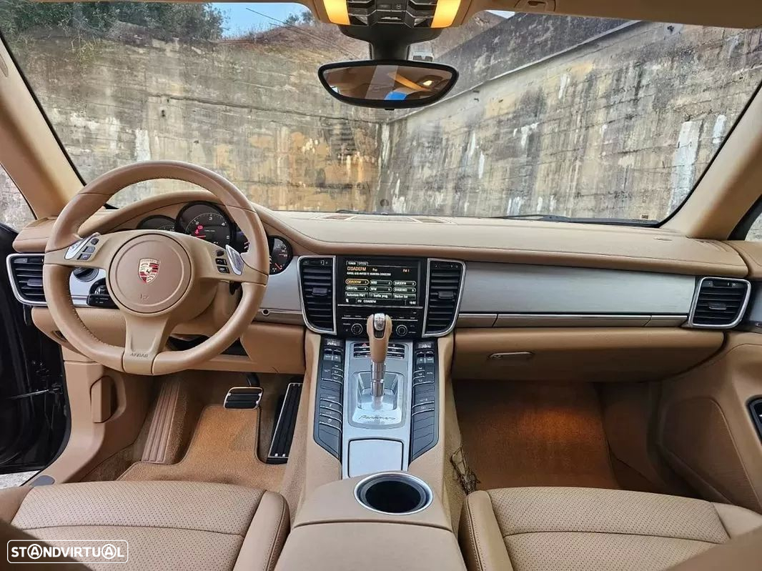 Porsche Panamera Platinum Edition - 10