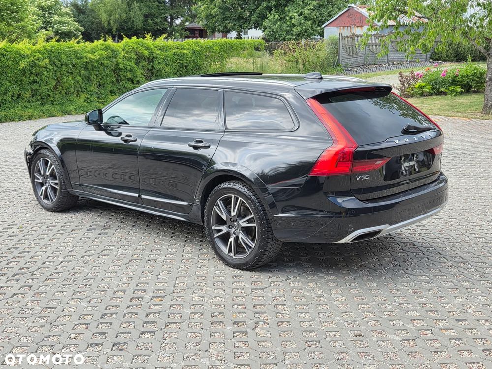 Volvo V90 Cross Country T6 AWD Pro - 4