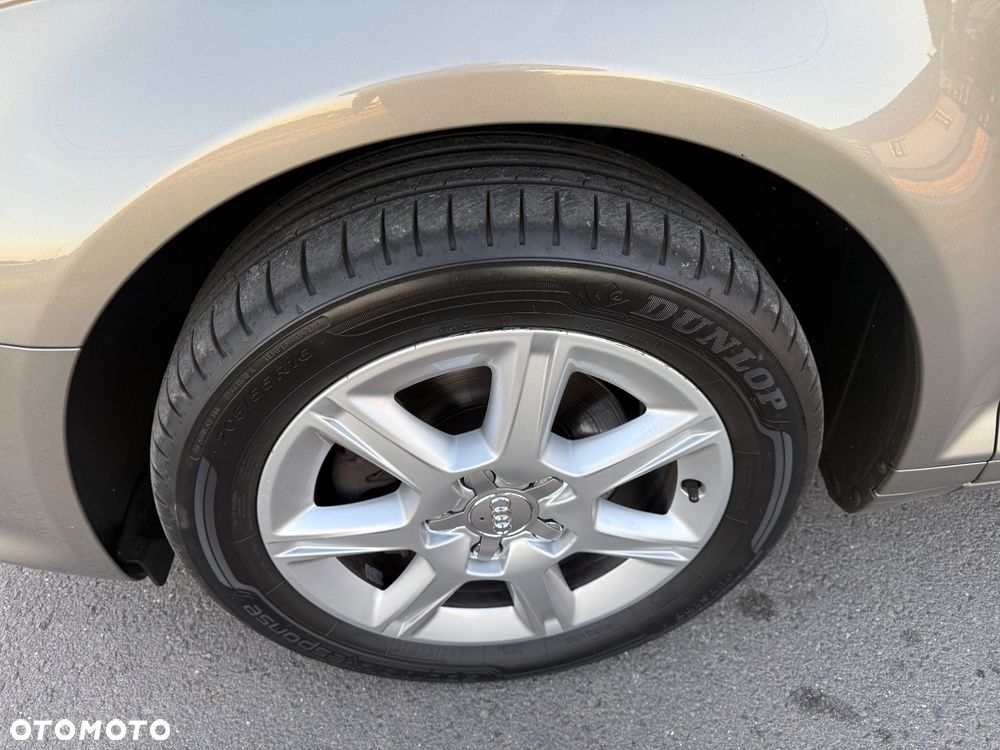 Audi A3 Sportback 1.8 TFSI Attraction - 6