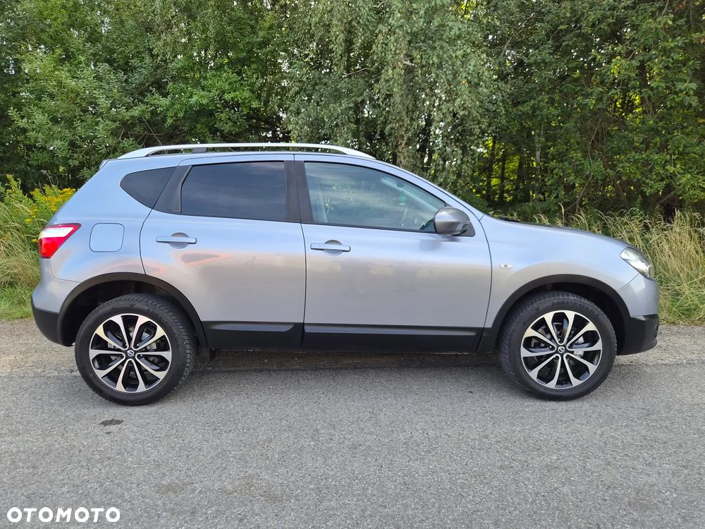 Nissan Qashqai 2.0 dCi Tekna EU5 - 5