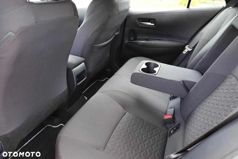 Toyota Corolla 1.8 Hybrid Comfort - 35